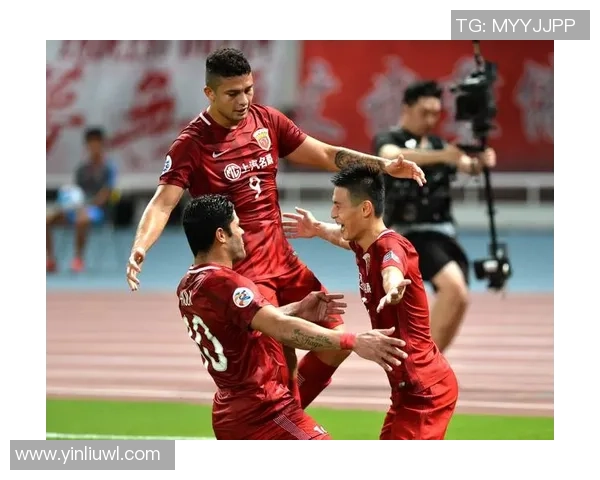 亚冠激战广州恒大迎战上海上港全场精彩回顾与分析